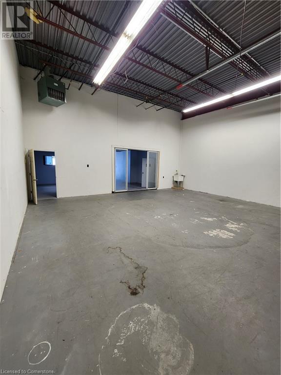 3245 Harvester Road Unit# 6, Burlington, Ontario L7N 3W9 - Photo 4 - XH4201226