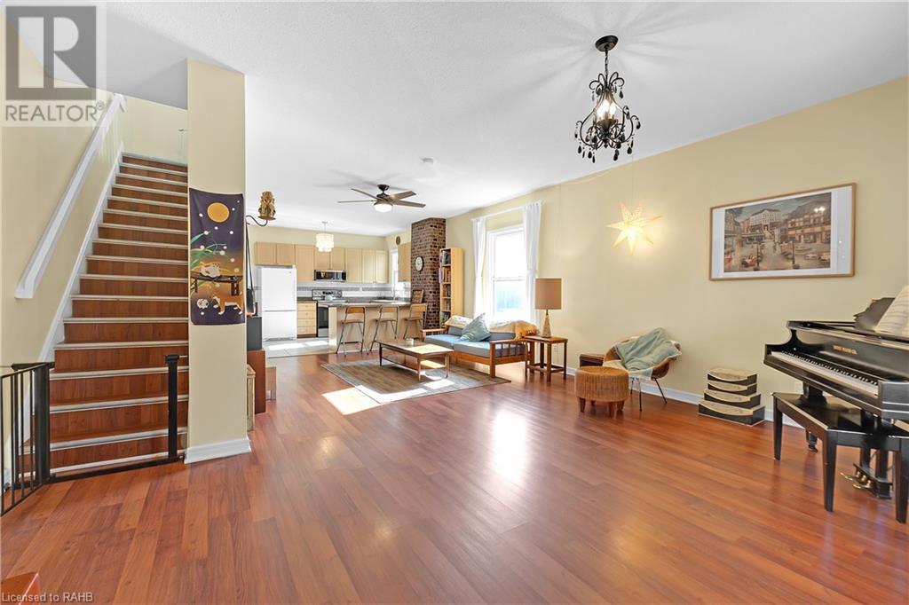 477 Cannon Street E, Hamilton, Ontario L8L 2E3 - Photo 6 - XH4201404