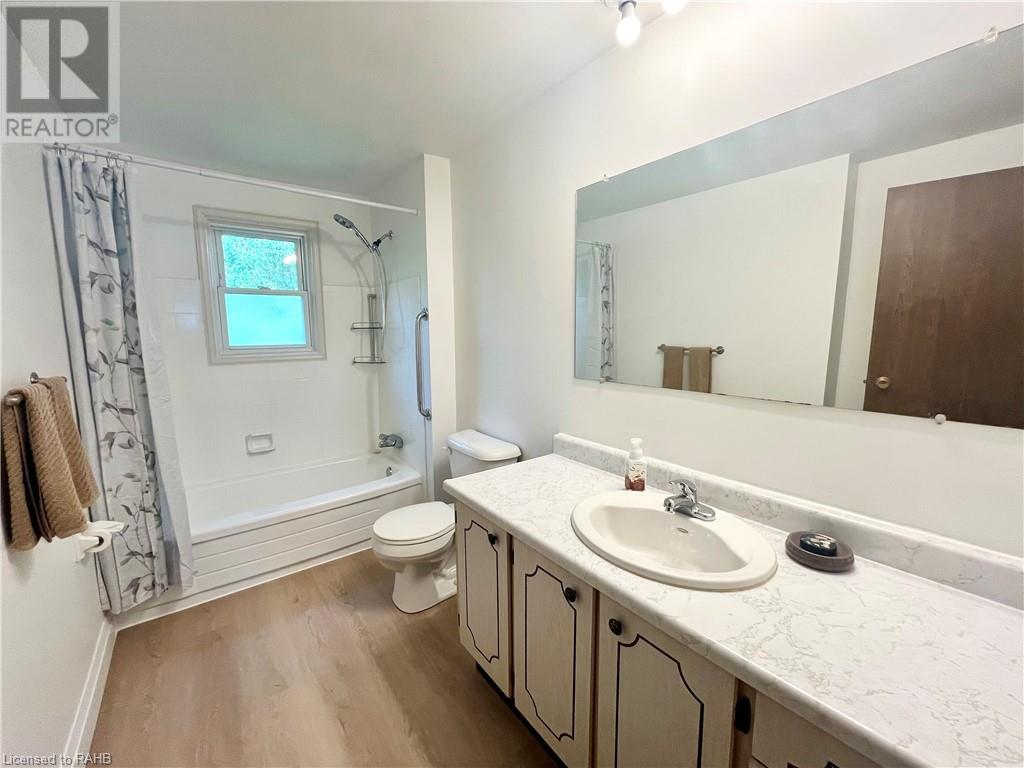 34 Bow Valley Drive Unit# 5, Hamilton, Ontario L8E 3L4 - Photo 20 - XH4201477