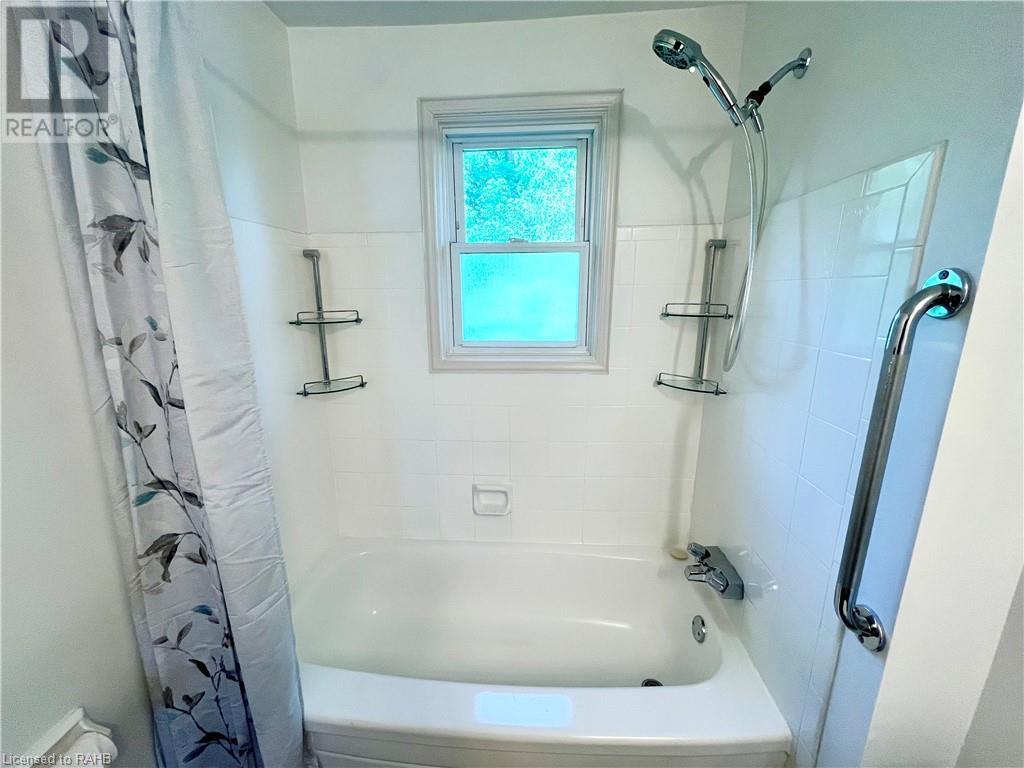34 Bow Valley Drive Unit# 5, Hamilton, Ontario L8E 3L4 - Photo 21 - XH4201477