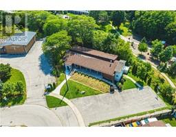 2 HEATH Street, hamilton, Ontario