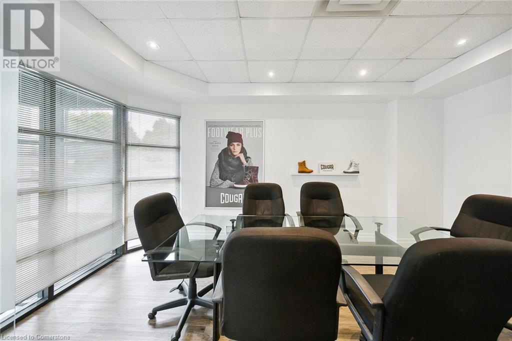 2 Masonry Court, Burlington, Ontario  L7T 4A8 - Photo 12 - XH4201571