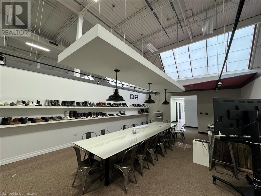 2 Masonry Court, Burlington, Ontario  L7T 4A8 - Photo 5 - XH4201571