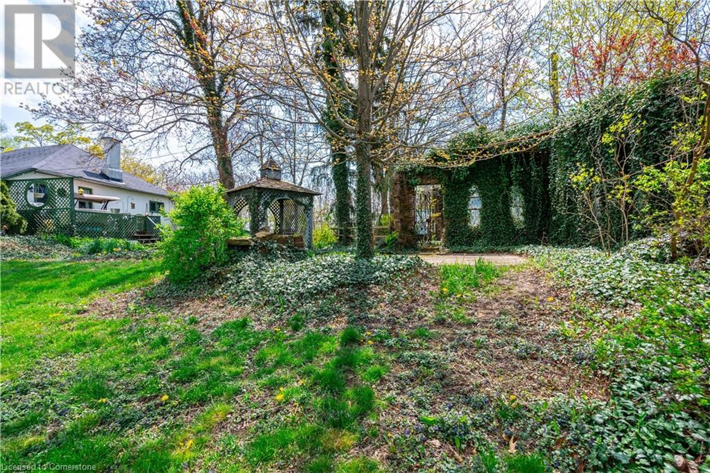 1552 Regional Road 81 Road, St. Catharines, Ontario  L2R 6P7 - Photo 29 - XH4201586