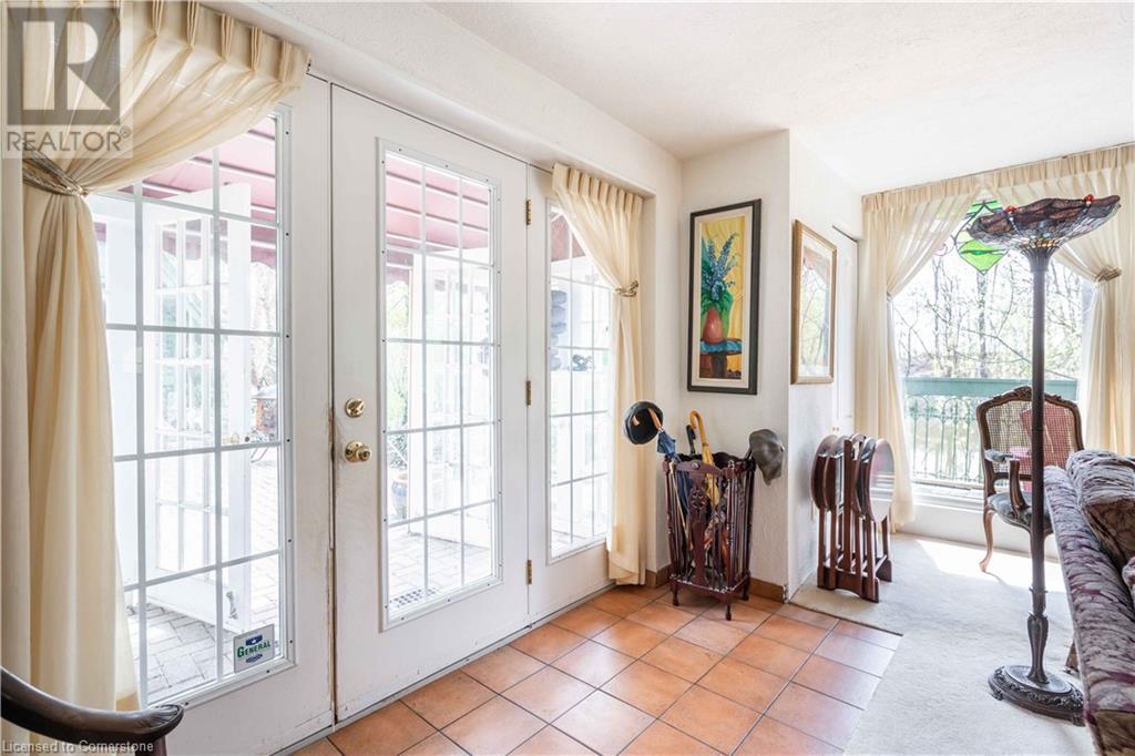 1552 Regional Road 81 Road, St. Catharines, Ontario  L2R 6P7 - Photo 14 - XH4201586