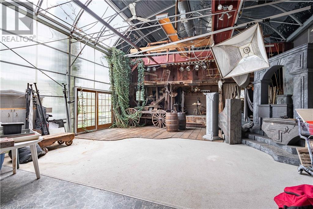 1552 Regional Road 81 Road, St. Catharines, Ontario  L2R 6P7 - Photo 12 - XH4201586