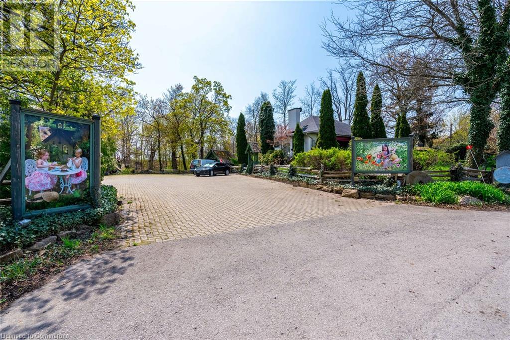 1552 Regional Road 81 Road, St. Catharines, Ontario  L2R 6P7 - Photo 4 - XH4201586