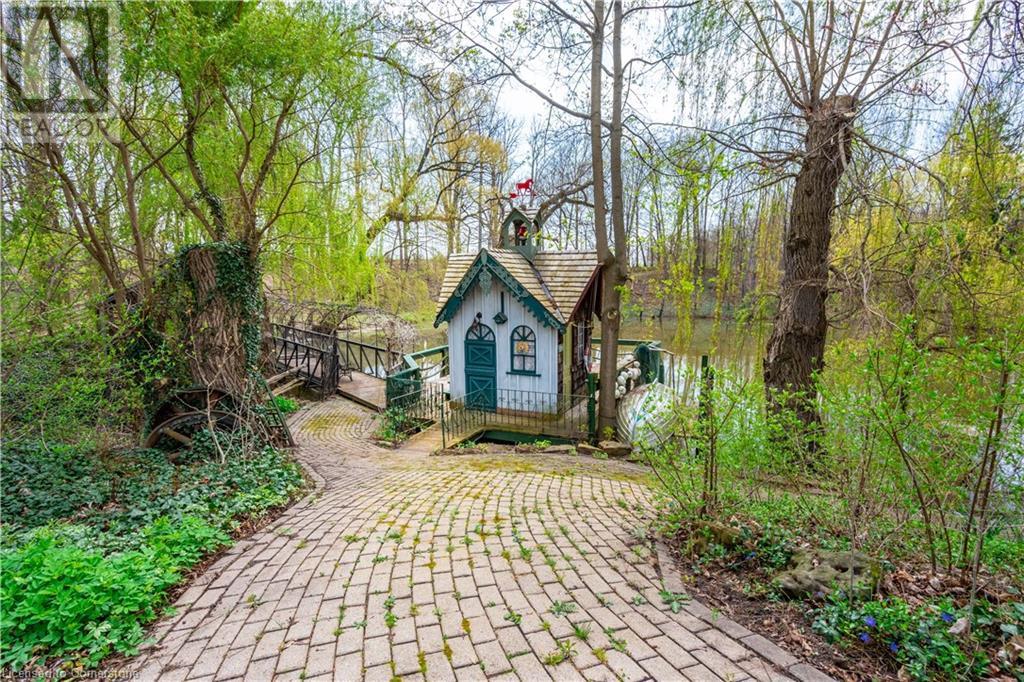 1552 Regional Road 81 Road, St. Catharines, Ontario  L2R 6P7 - Photo 7 - XH4201586