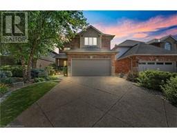 24 BENZIGER Lane, hamilton, Ontario