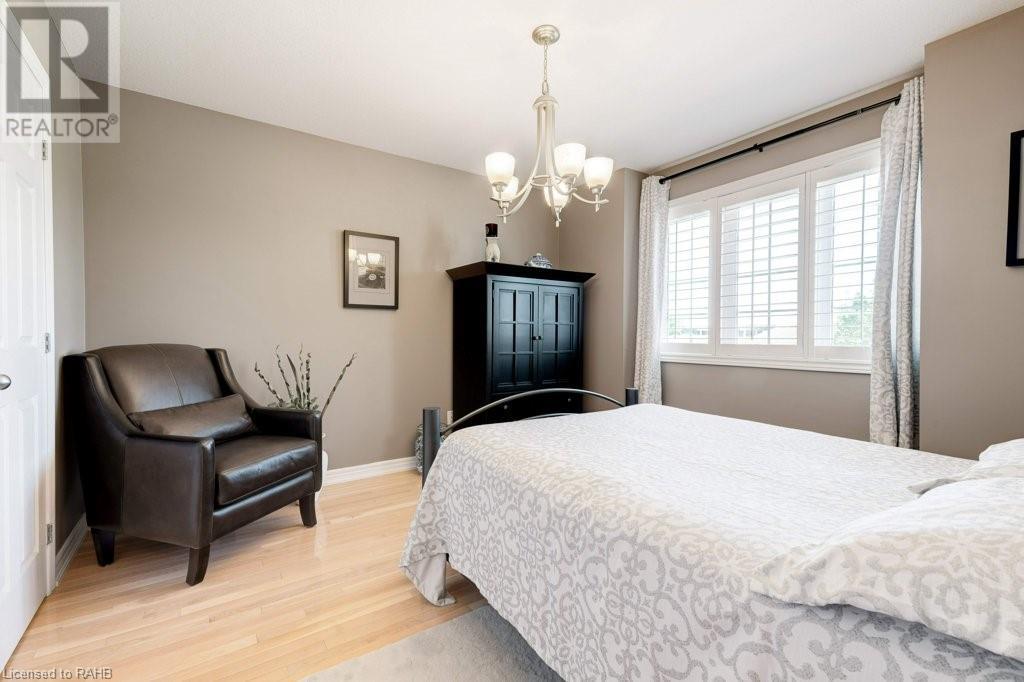 5232 Stonehaven Drive, Burlington, Ontario  L7L 7J4 - Photo 16 - XH4201606