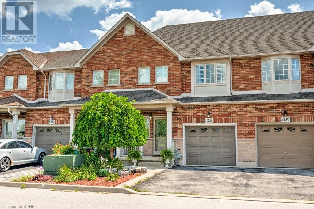5232 Stonehaven Drive, Burlington, Ontario