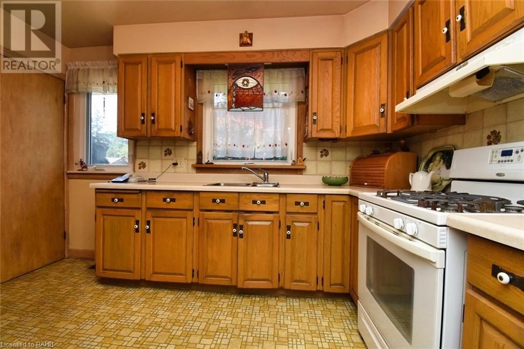 212 West 33rd Street, Hamilton, Ontario L9C 5J5 - Photo 11 - XH4201682