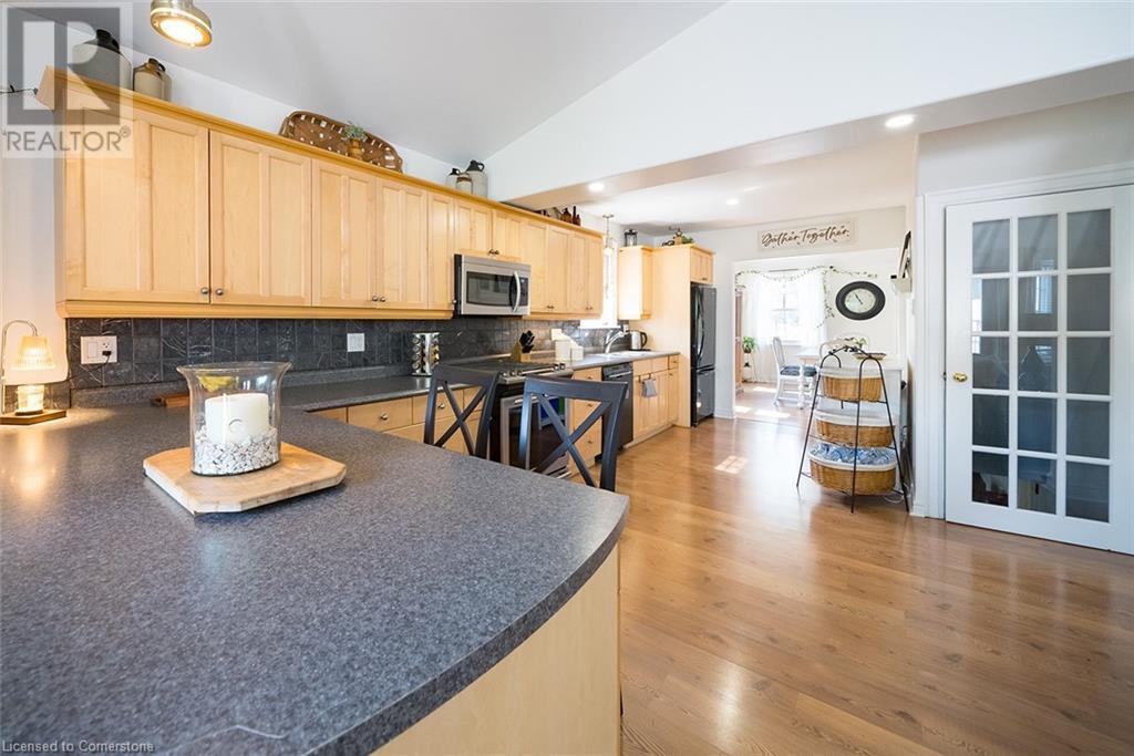 71 Dunkirk Drive, Hamilton, Ontario L8K 4W9 - Photo 4 - XH4201707