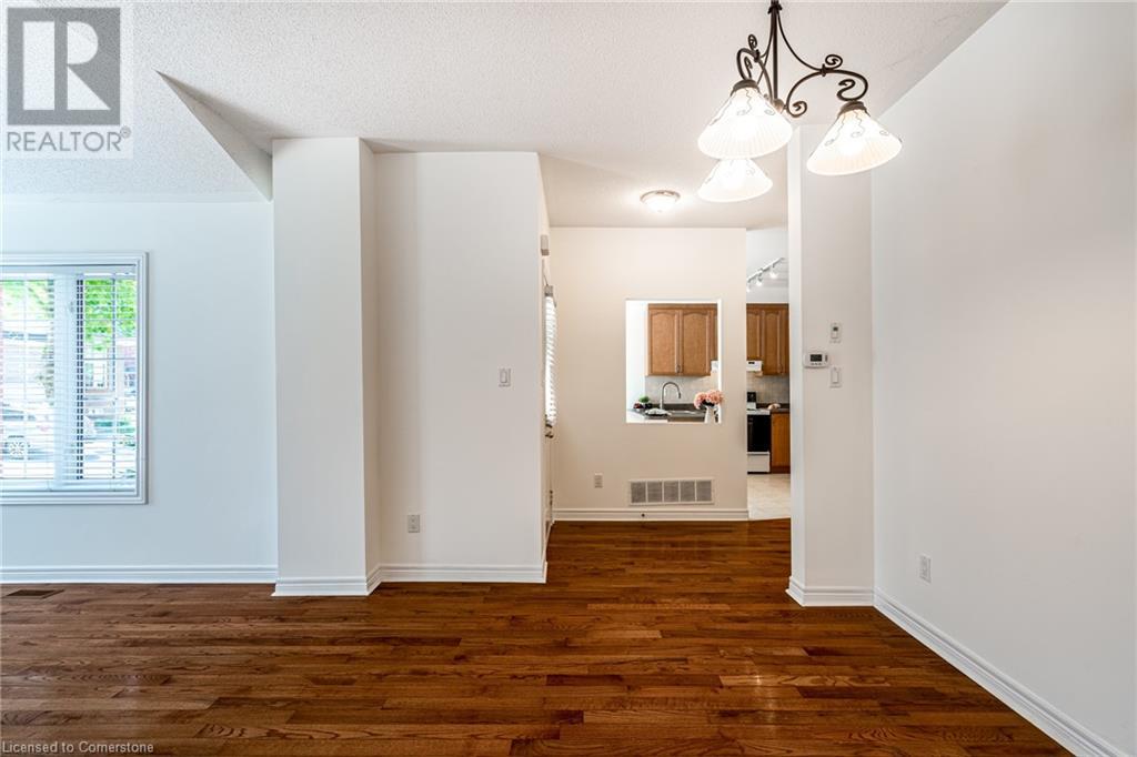 100 Beddoe Drive Unit# 7, Hamilton, Ontario L8P 4Z2 - Photo 8 - XH4201847