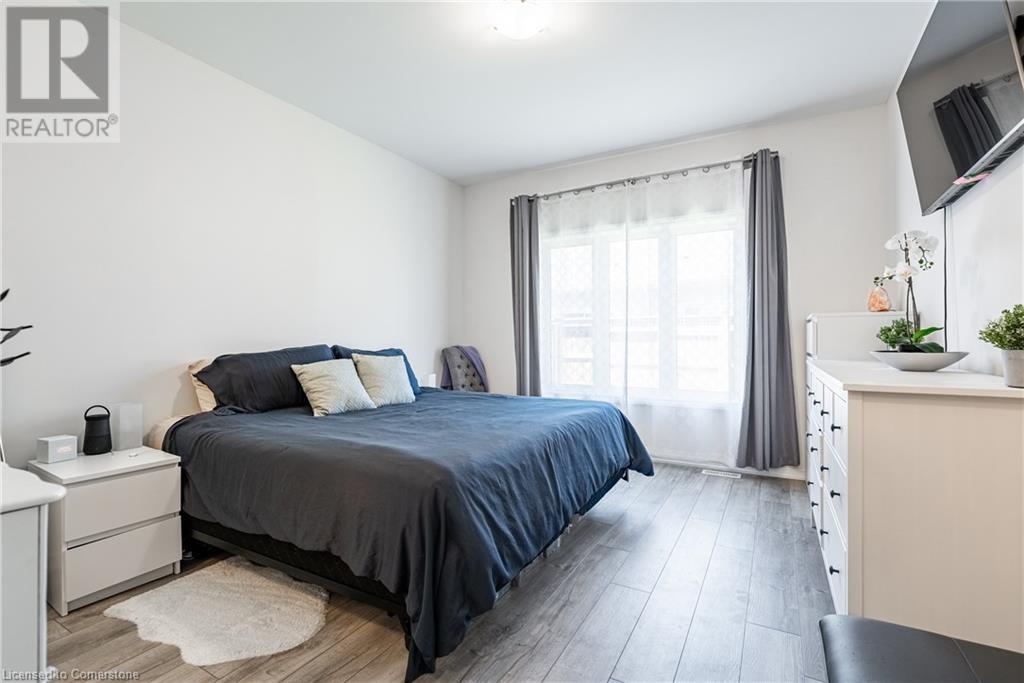 39 Cosmopolitan Common, St. Catharines, Ontario L2M 0A6 - Photo 17 - XH4201870