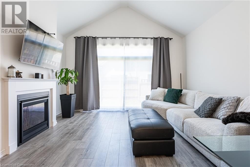 39 Cosmopolitan Common, St. Catharines, Ontario L2M 0A6 - Photo 13 - XH4201870