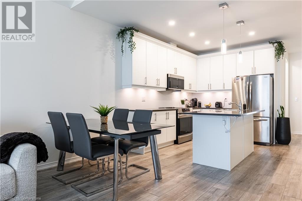 39 Cosmopolitan Common, St. Catharines, Ontario L2M 0A6 - Photo 11 - XH4201870