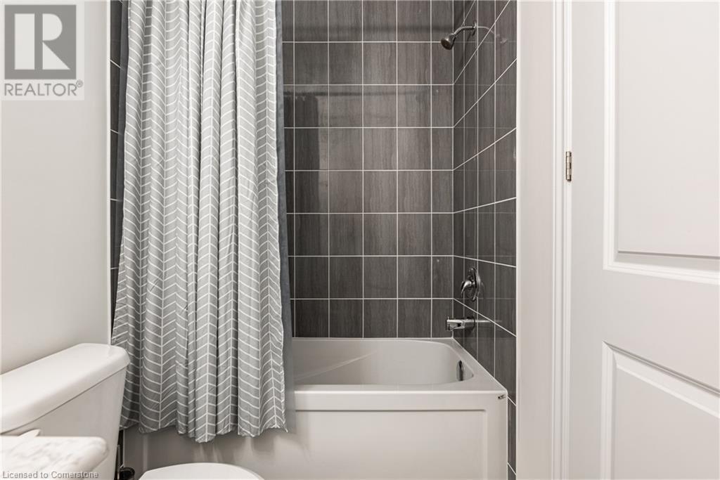 39 Cosmopolitan Common, St. Catharines, Ontario L2M 0A6 - Photo 24 - XH4201870