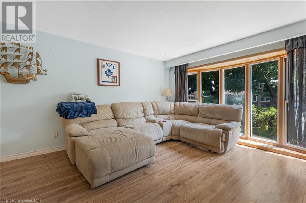 34 Rita Avenue, Hamilton, Ontario L8W 1M5 - Photo 10 - XH4201908