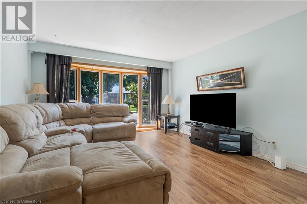 34 Rita Avenue, Hamilton, Ontario L8W 1M5 - Photo 9 - XH4201908