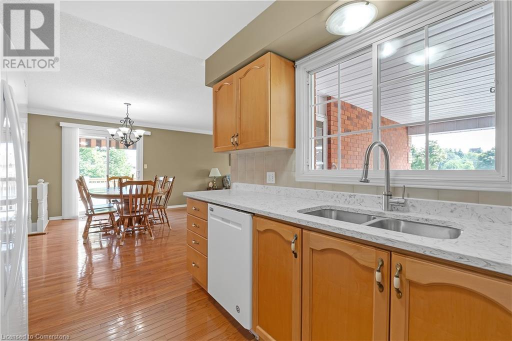 20 Courtland Drive Unit# 12, Brantford, Ontario N3R 7Y2 - Photo 11 - XH4201946