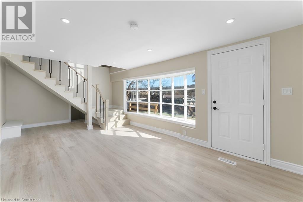 4 Patton Street, Grimsby, Ontario L3M 3M5 - Photo 17 - XH4201977