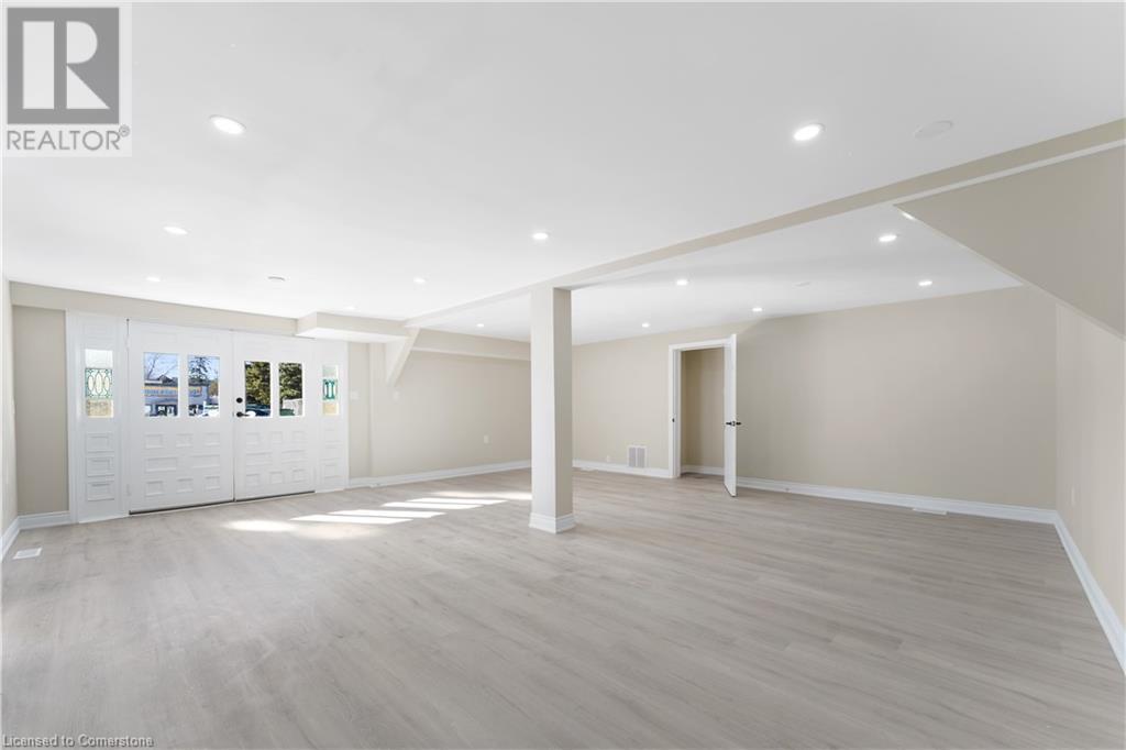 4 Patton Street, Grimsby, Ontario L3M 3M5 - Photo 5 - XH4201977