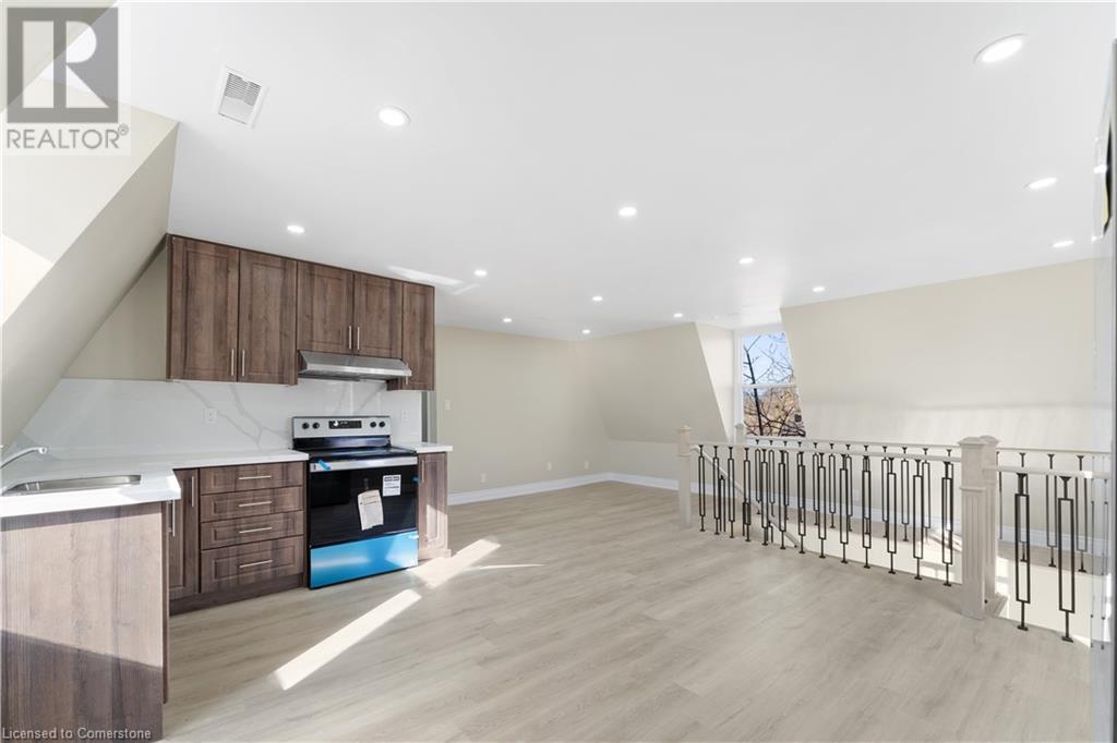 4 Patton Street, Grimsby, Ontario L3M 3M5 - Photo 27 - XH4201977