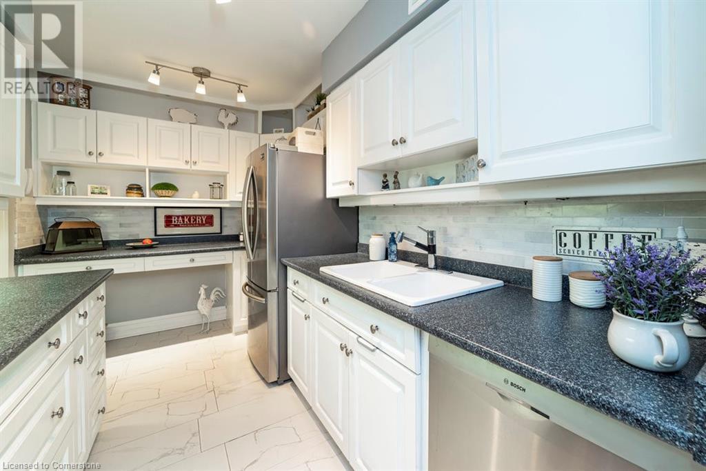 1966 Main Street W Unit# 406, Hamilton, Ontario  L8S 1J6 - Photo 1 - XH4201991