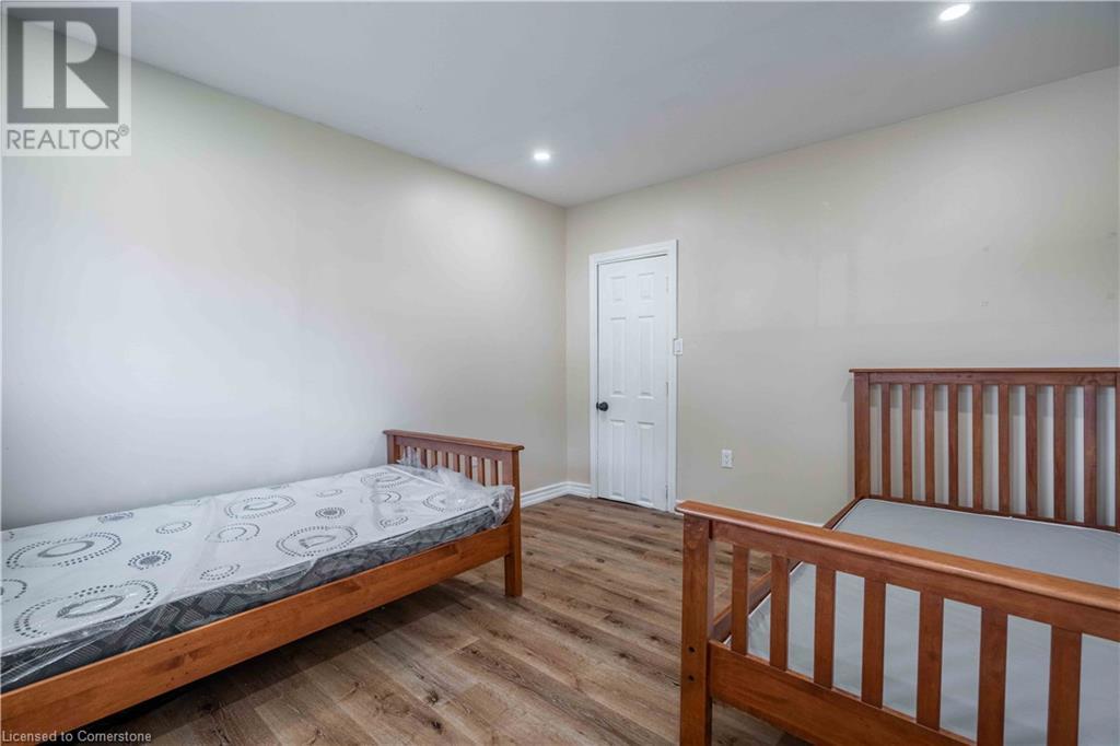 127 Robins Avenue, Hamilton, Ontario L8H 4N5 - Photo 16 - XH4202000