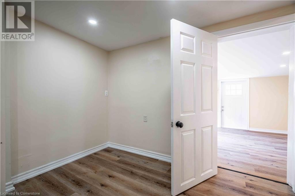 127 Robins Avenue, Hamilton, Ontario L8H 4N5 - Photo 22 - XH4202000
