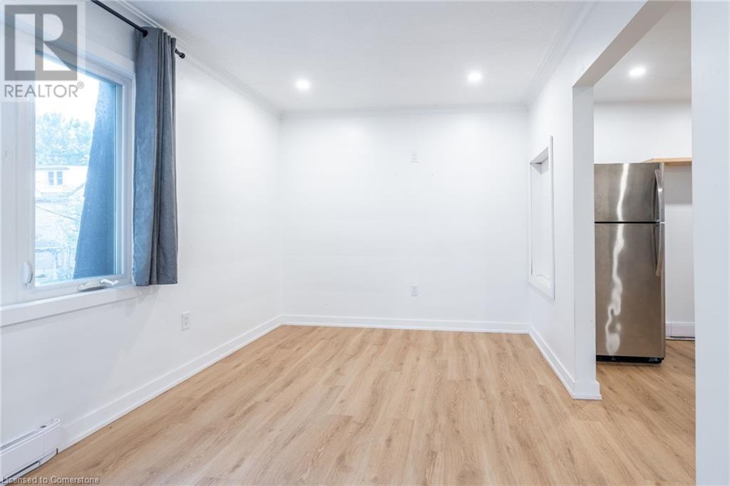 13 Henry Street Unit# Upper, Hamilton, Ontario L8P 1G7 - Photo 16 - XH4202040