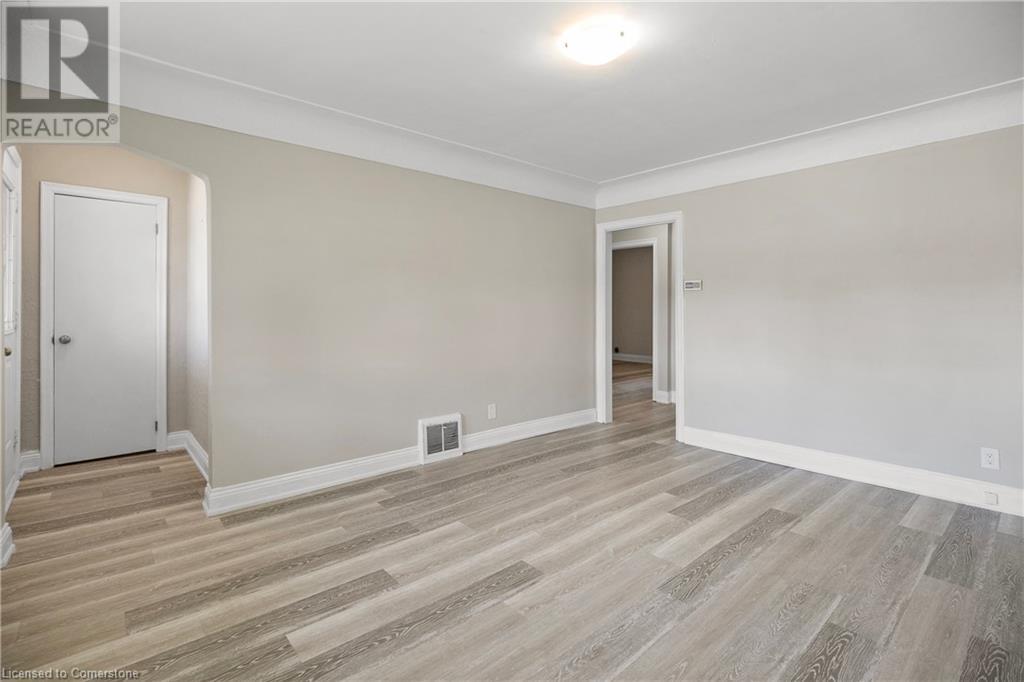 243 Holmesdale Avenue, Hamilton, Ontario L8K 3M6 - Photo 7 - XH4202123