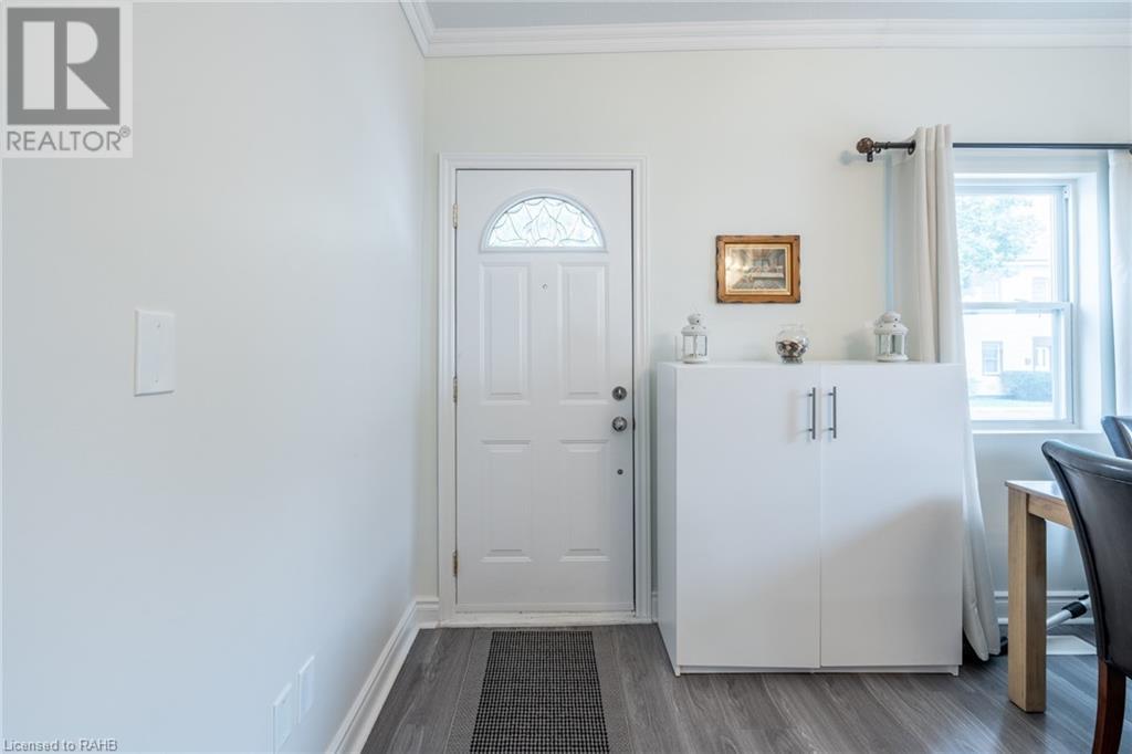 Property at 308 DALHOUSIE Street image 3