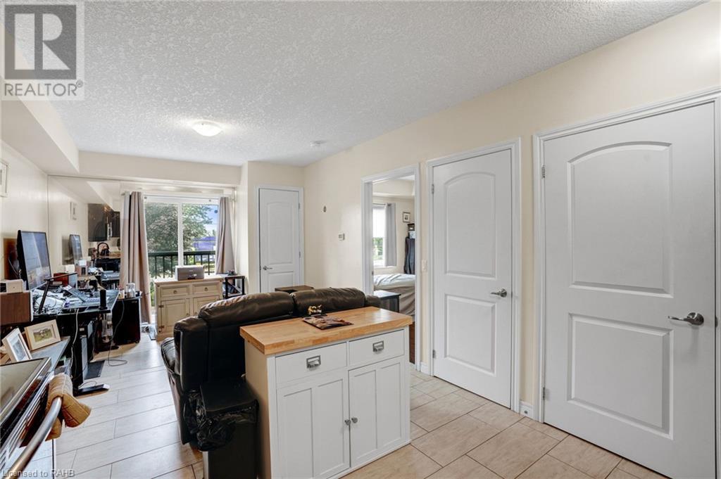 886 Golf Links Road S Unit# 104, Ancaster, Ontario L9K 1J8 - Photo 6 - XH4202230