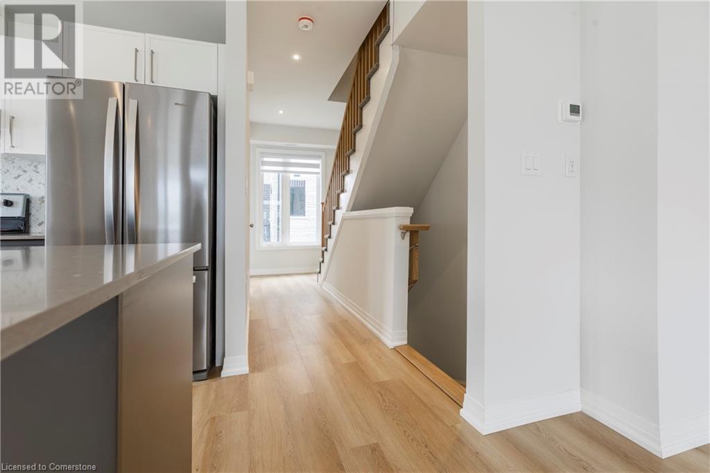 280 Equestrian Way Unit# 201, Cambridge, Ontario  N3H 4R6 - Photo 11 - XH4202245