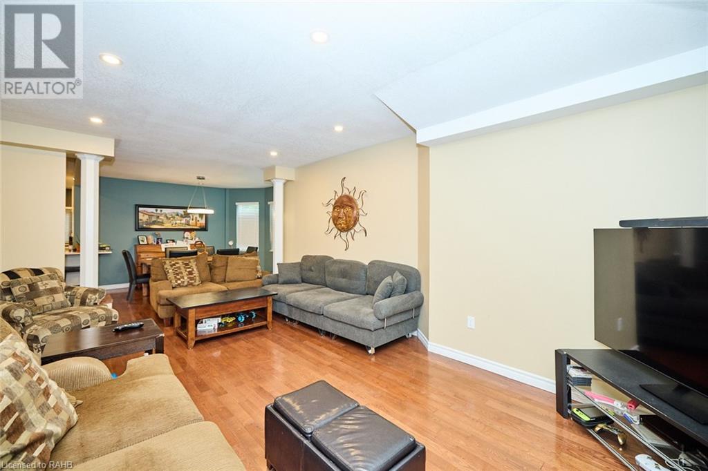 6073 Dixon Street, Niagara Falls, Ontario  L2G 2L4 - Photo 9 - XH4202317