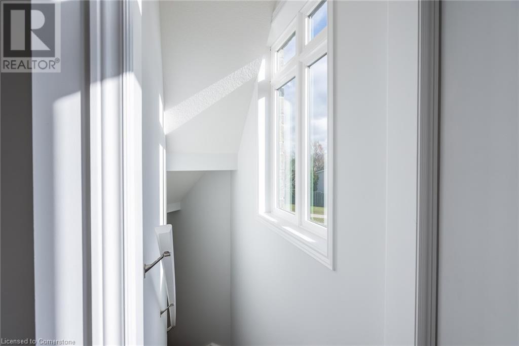 2620 Binbrook Road Unit# 207, Hamilton, Ontario  L0R 1C0 - Photo 10 - XH4202327