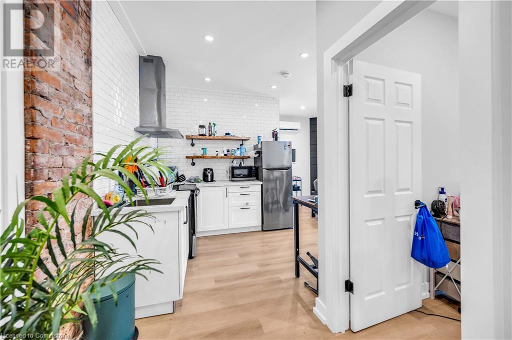 262 Robert Street, Hamilton, Ontario  L8L 2R4 - Photo 11 - XH4202333