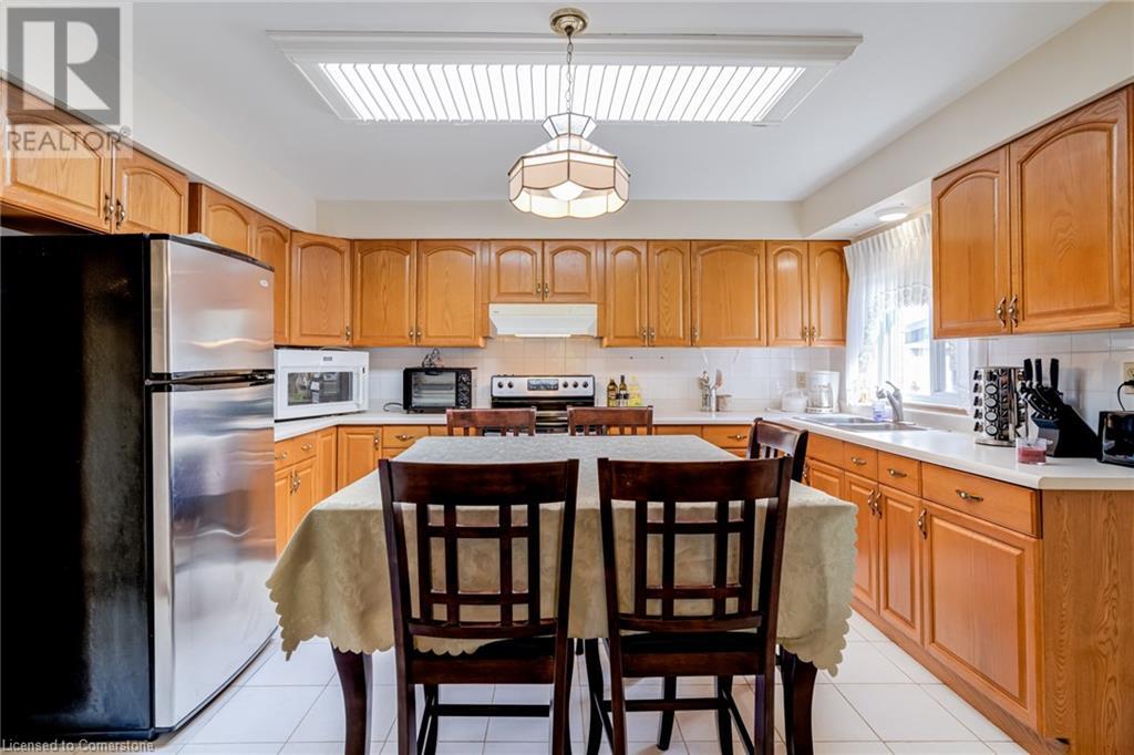 861 Book Road E, Ancaster, Ontario L9G 3L1 - Photo 18 - XH4202432