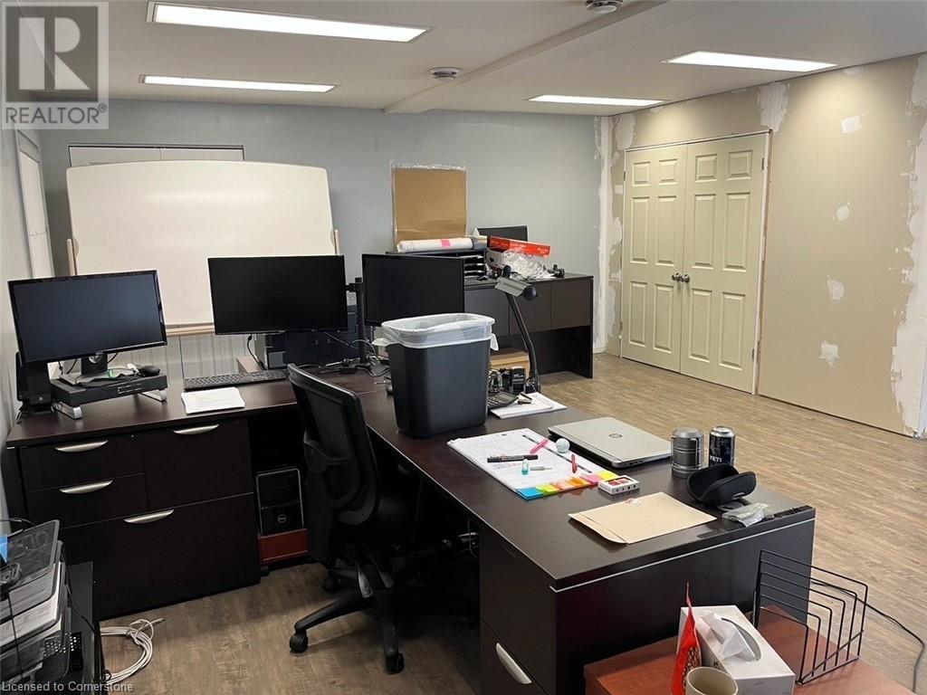 338 Dewitt Road, Stoney Creek, Ontario L8E 2T2 - Photo 3 - XH4202443