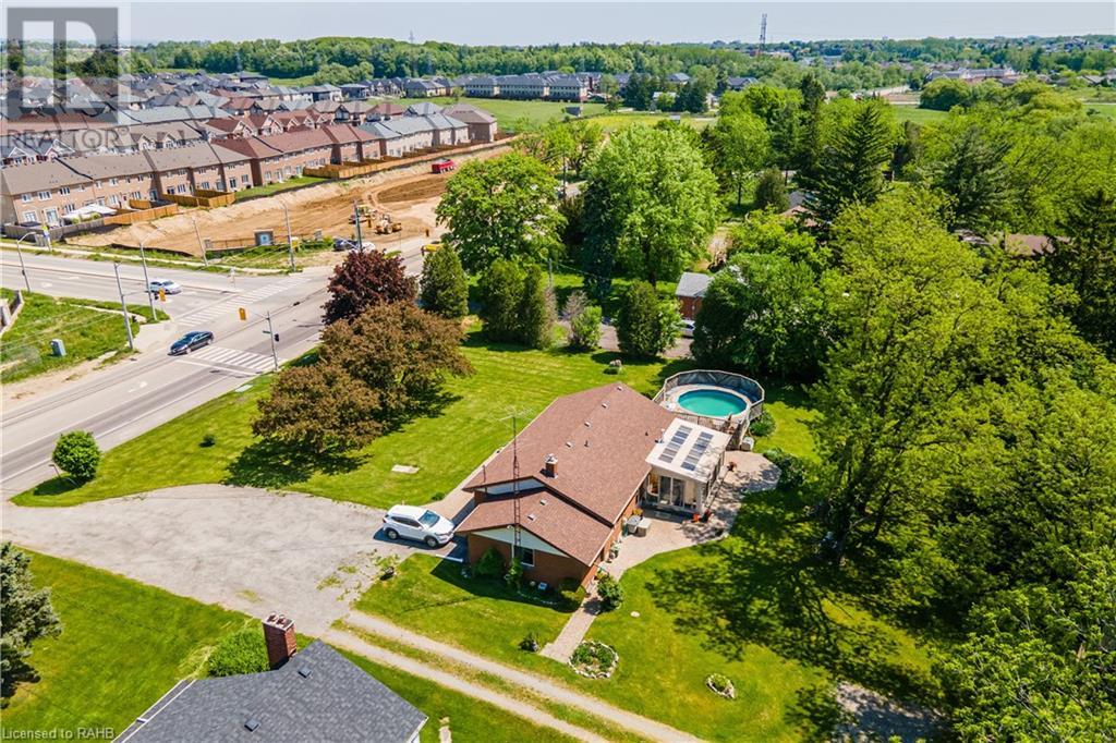 1048 Garner Road E, Ancaster, Ontario  L9G 3K9 - Photo 6 - XH4202457
