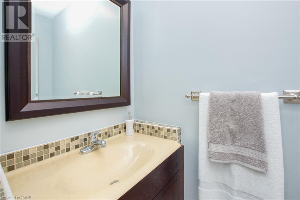 386 Highland Road W Unit# 38, Stoney Creek, Ontario  L8J 3P9 - Photo 10 - XH4202502