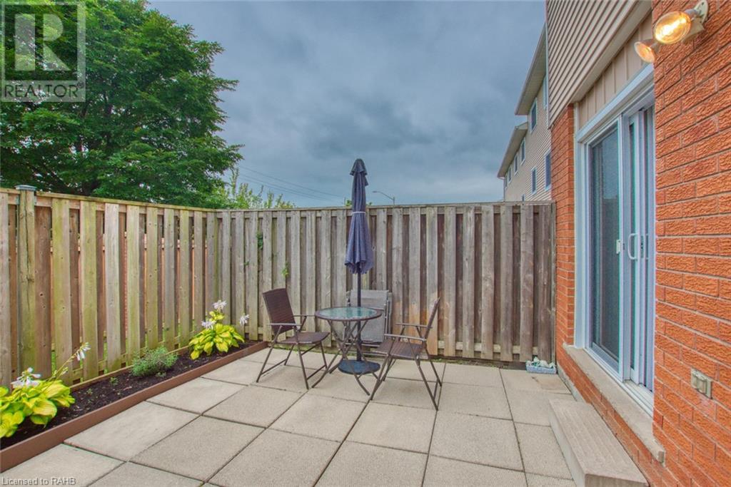 386 Highland Road W Unit# 38, Stoney Creek, Ontario  L8J 3P9 - Photo 8 - XH4202502