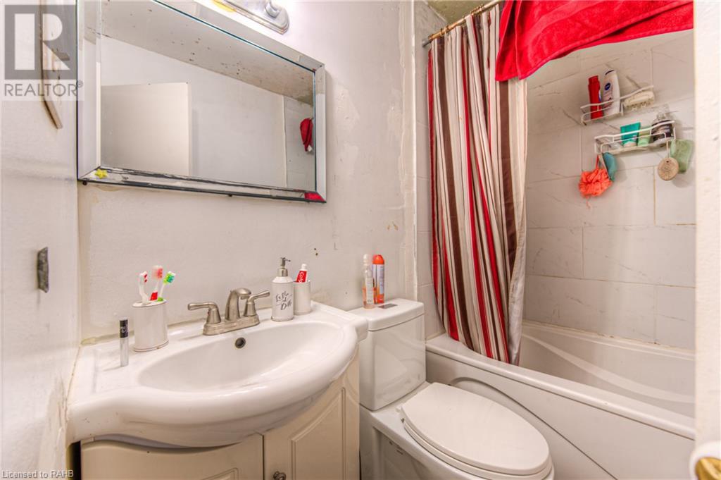 125 Livingston Avenue Unit# 3, Grimsby, Ontario L3M 4S5 - Photo 17 - XH4202569