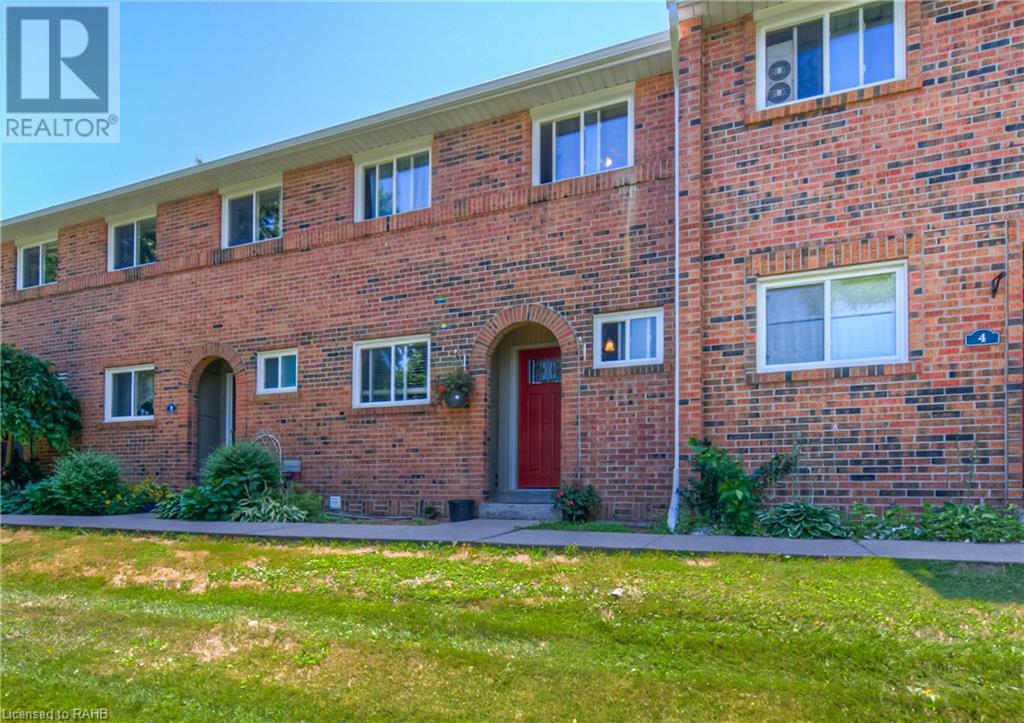 125 Livingston Avenue Unit# 3, Grimsby, Ontario L3M 4S5 - Photo 2 - XH4202569