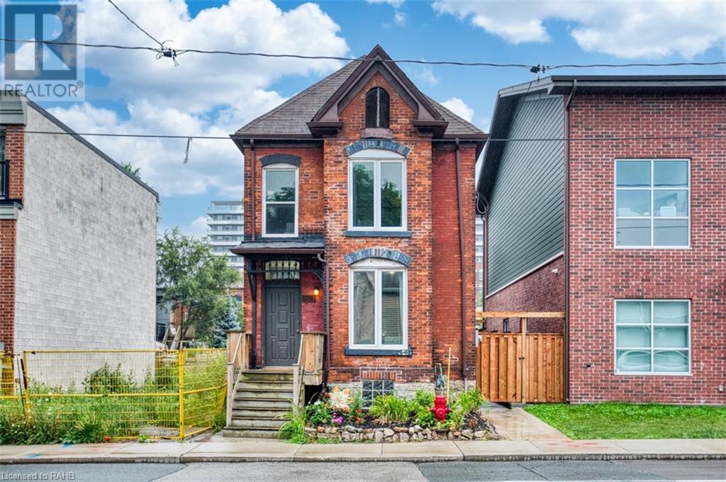 176 WILSON Street, hamilton, Ontario
