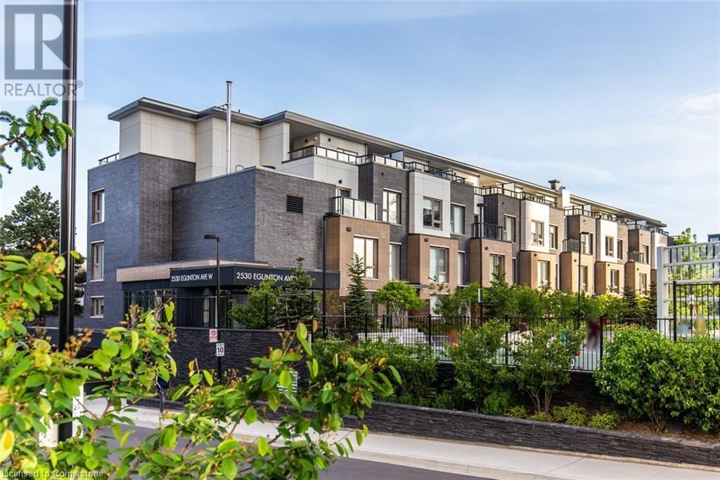 2530 Eglinton Avenue W Unit# 109, Mississauga, Ontario L5M 0Z5 - Photo 1 - XH4203101