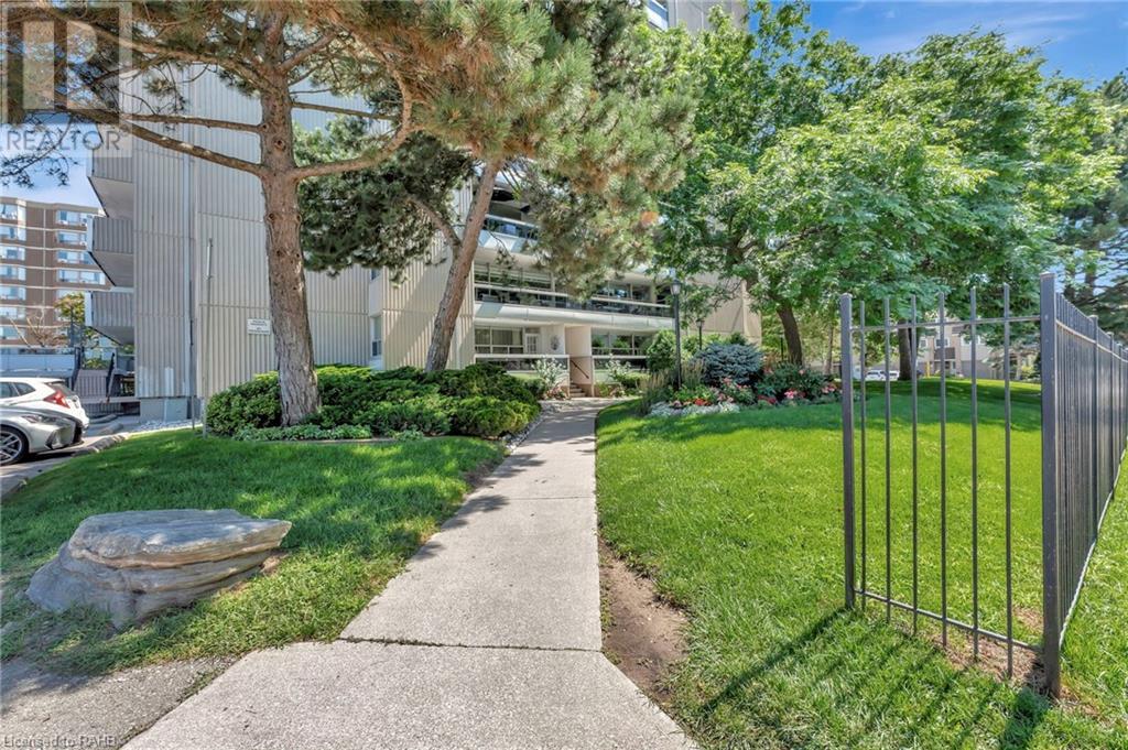 2263 Marine Drive Unit# 1505, Oakville, Ontario  L6L 5K1 - Photo 16 - XH4203183