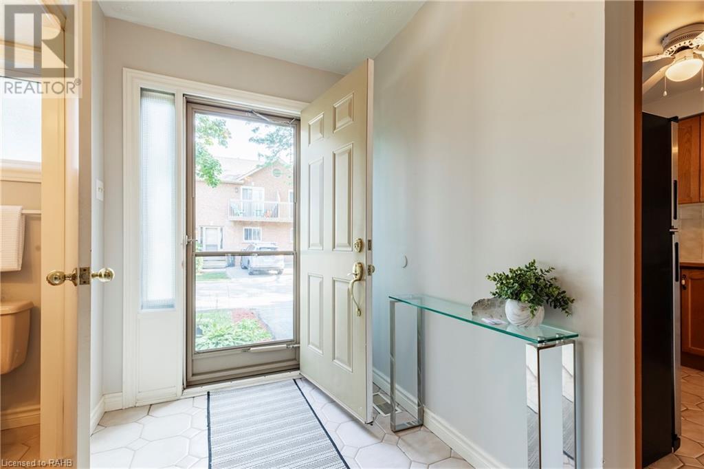 1475 Upper Gage Avenue Unit# 9, Hamilton, Ontario  L8W 1E6 - Photo 4 - XH4203223